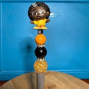 Felix Madrigal Doorable Pen